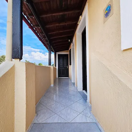 Katerina Apartments Marathokampos Exterior photo